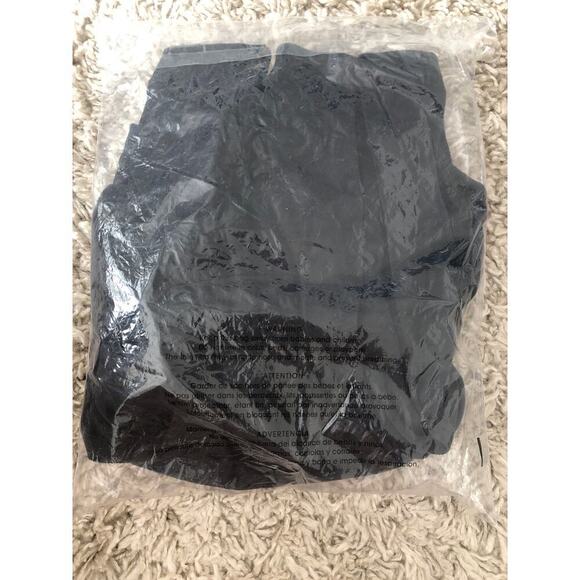 Marine Layer Jasmine Top Velour Long Sleeve V-Neck Blouse Black NWT XL - Picture 7 of 8